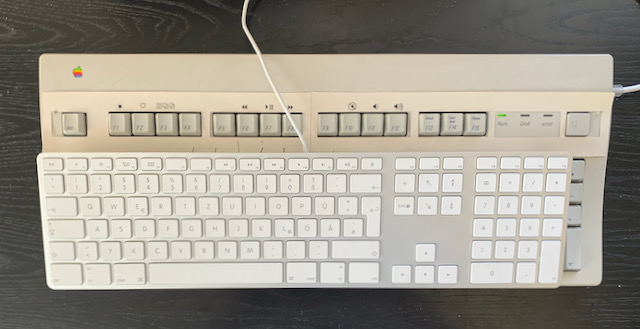 Apple Alu Tastatur auf AEK II